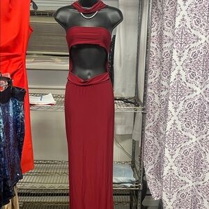 Elegant Red PrettyLittleThing, Cutout Gown🔥